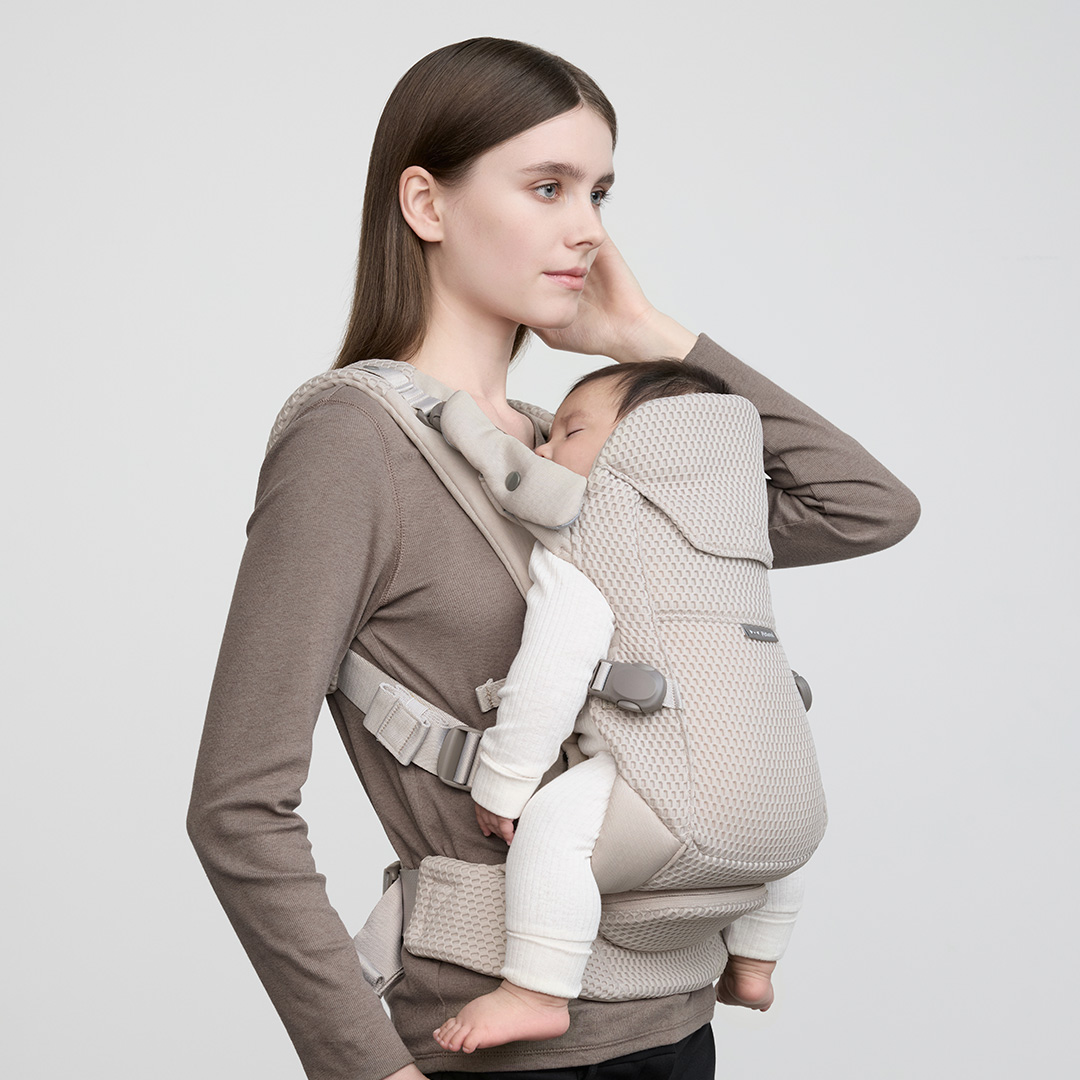 https://lucky-industries.jp/products/baby-carrier-on-pittoresk-%e3%83%99%e3%83%93%e3%83%bc%e3%82%ad%e3%83%a3%e3%83%aa%e3%82%a2%e3%82%aa%e3%83%b3-%e3%83%94%e3%83%88%e3%83%ac%e3%82%b9%e3%82%af/